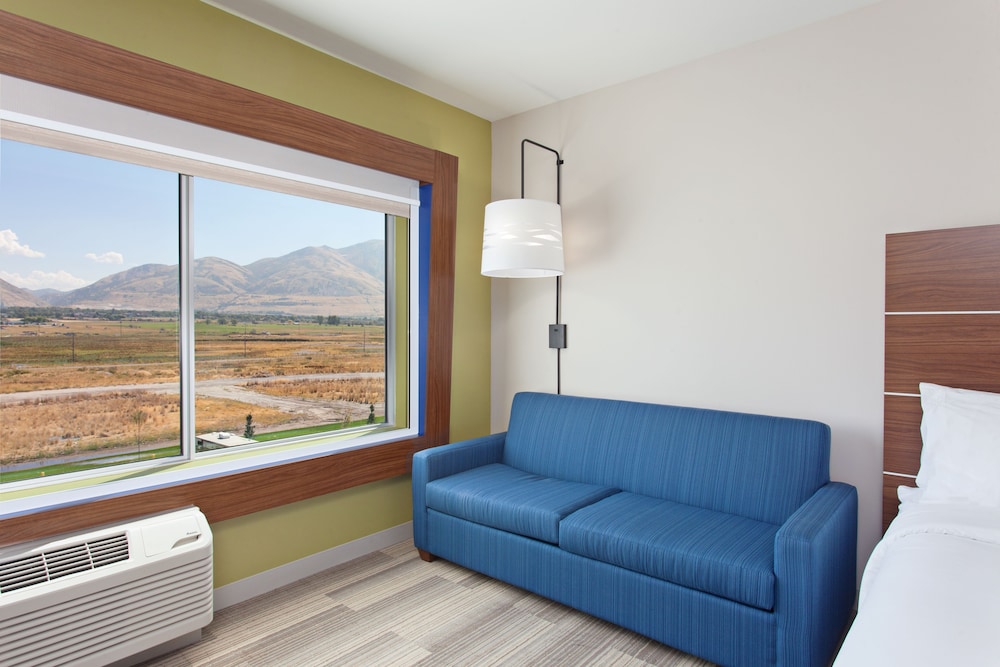 holiday inn express and suites brigham city north utah