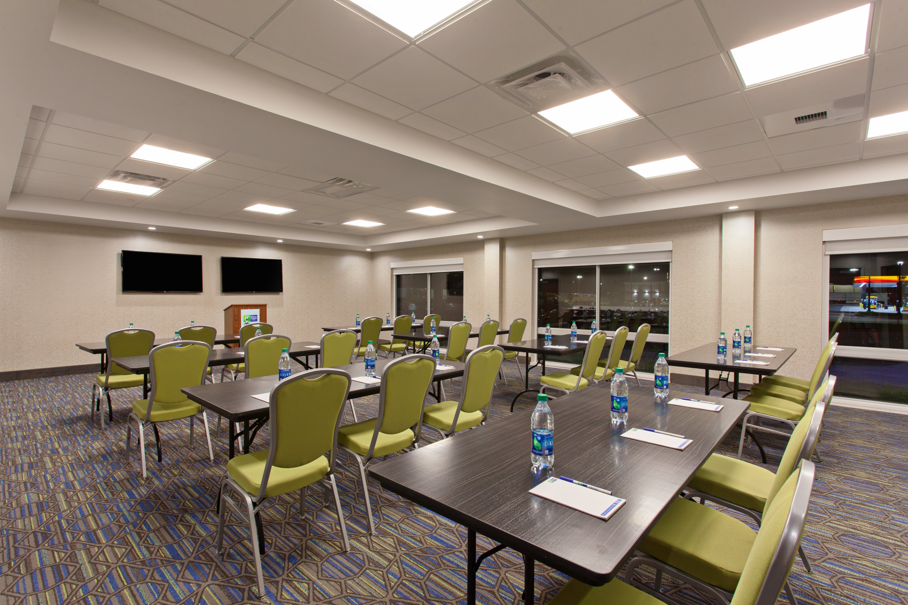 holiday inn express and suites brigham city north utah