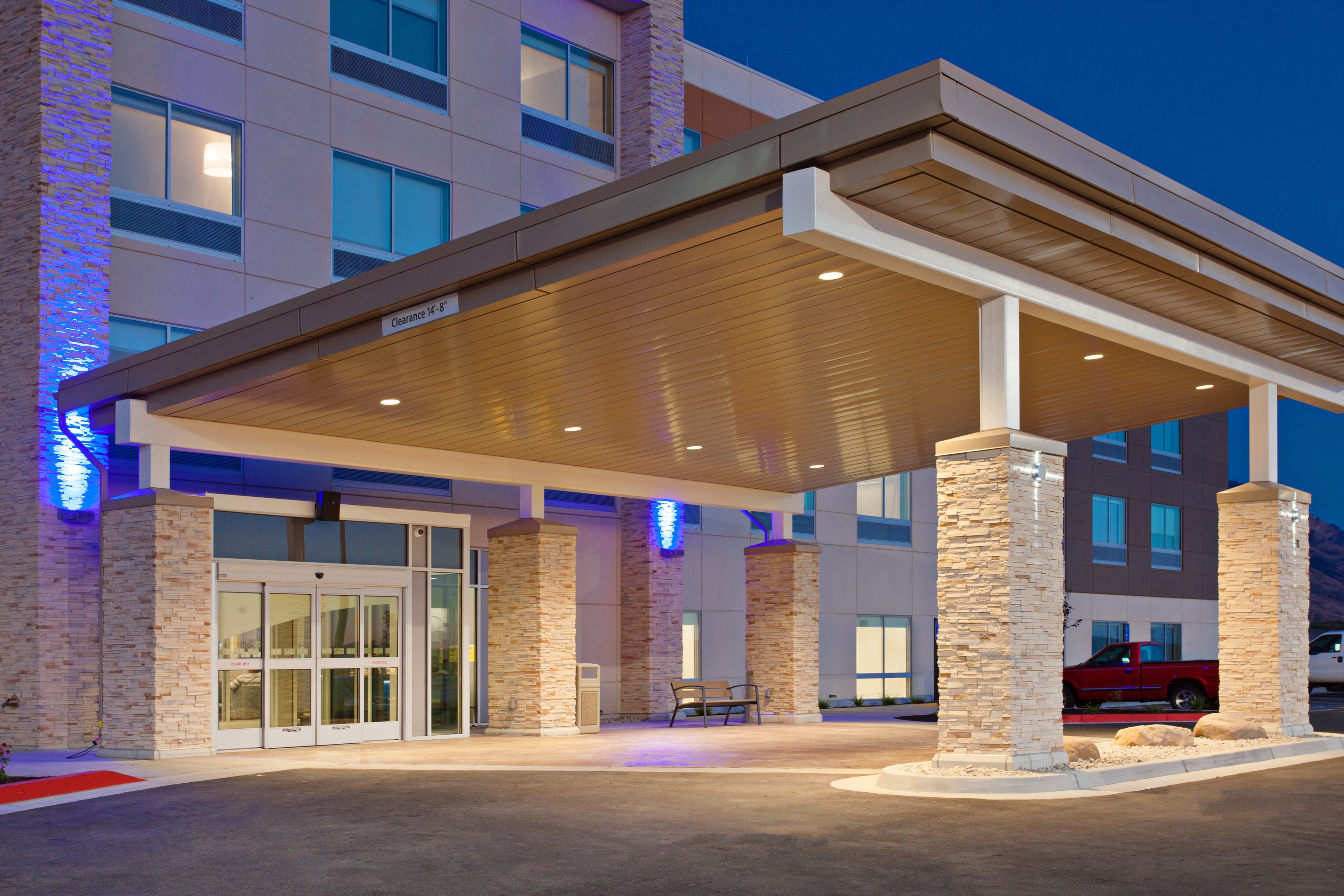 holiday inn express and suites brigham city north utah