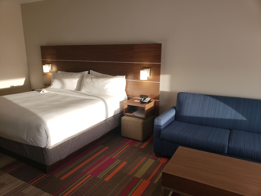 holiday inn express and suites brigham city north utah