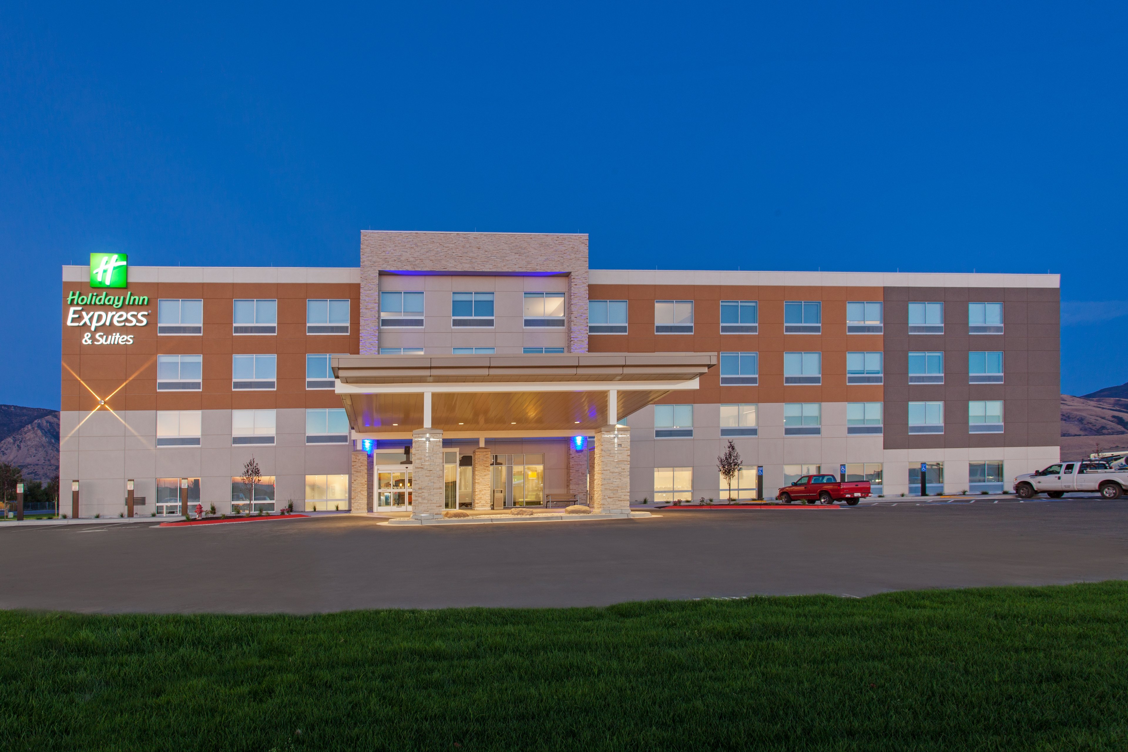 holiday inn express and suites brigham city north utah