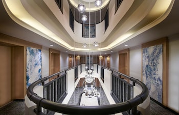 shama lakeview asoke bangkok