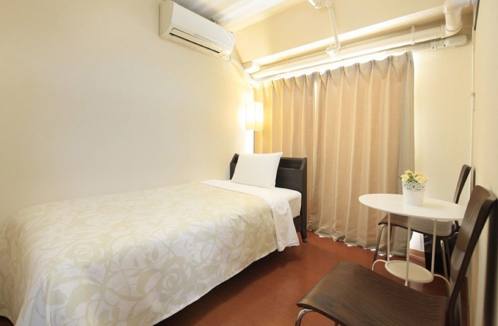 shinjuku urban hotel