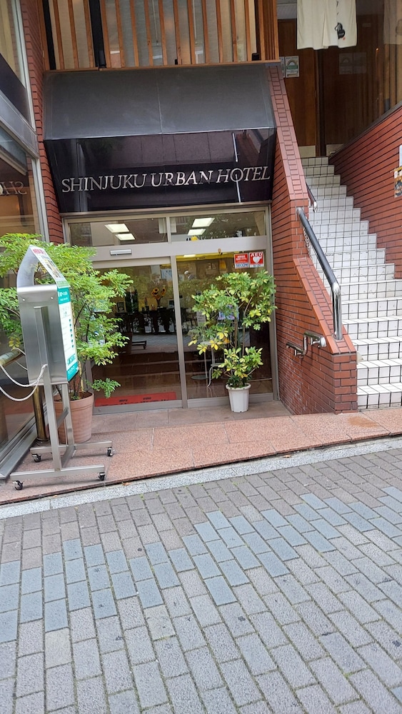 shinjuku urban hotel