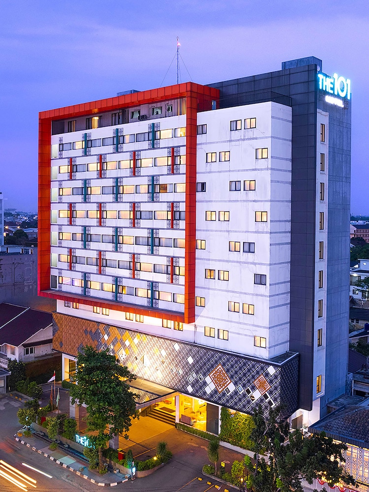 the 1o1 palembang rajawali