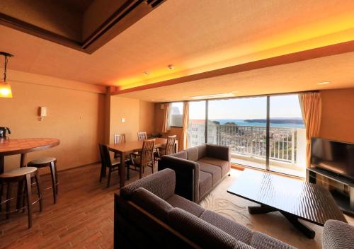 katsuura hilltop hotel and residence