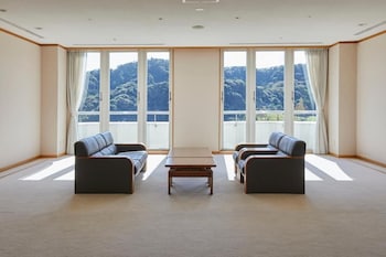 kamogawa country hotel