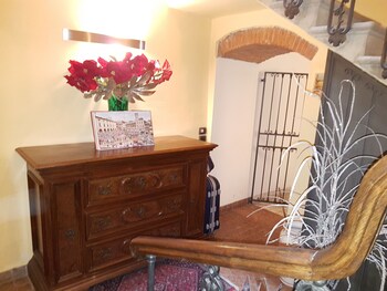 La Corte Del Re Suite Arezzo,Florence>>Arezzo,3 star