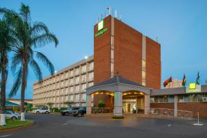 holiday inn bulawayo by ihg