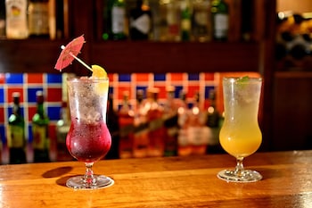 Holiday Inn Bulawayo By Ihg,Queens Sports Club>>Bulawayo,4 star