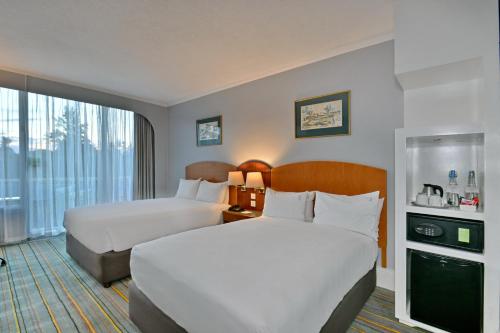 holiday inn bulawayo by ihg