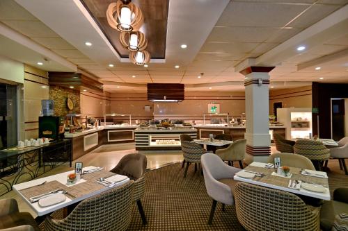 holiday inn bulawayo by ihg