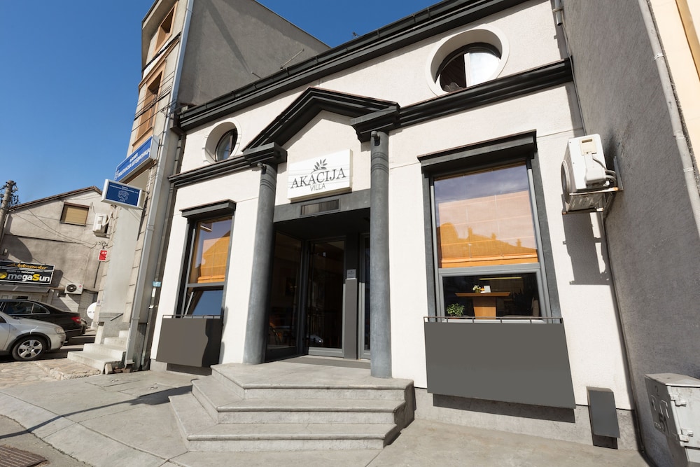 villa akacija