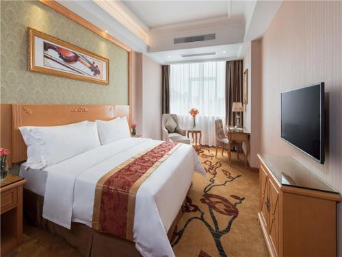 vienna hotel shenzhen shiyan tianbao road branch