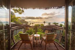 treehouse villas adults only