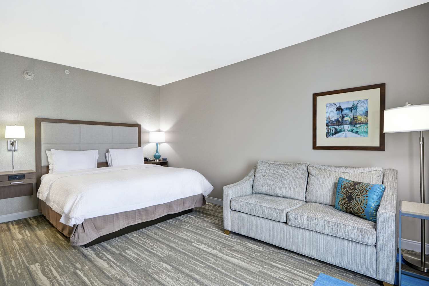 hampton inn blue ash cincinnati
