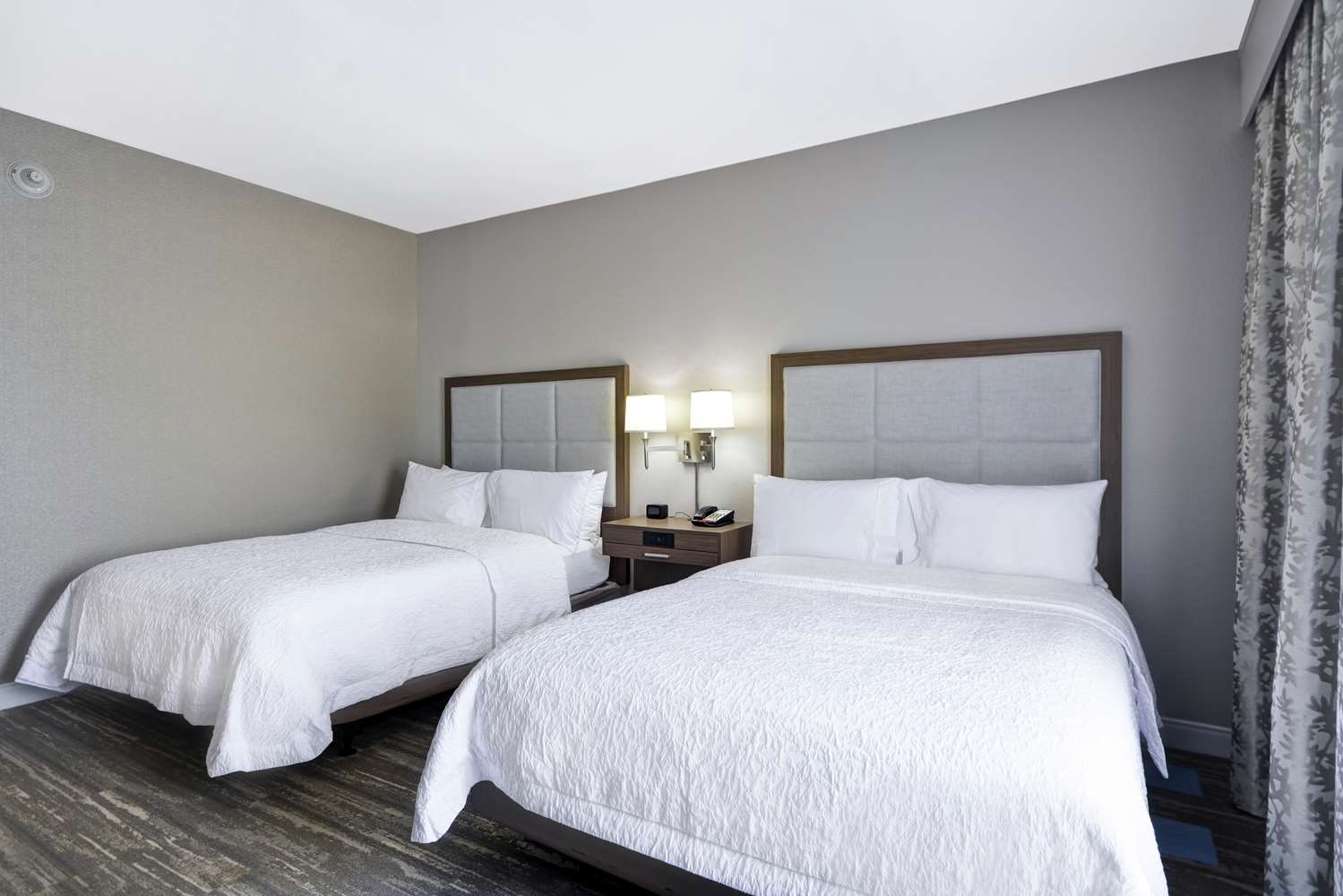 hampton inn blue ash cincinnati