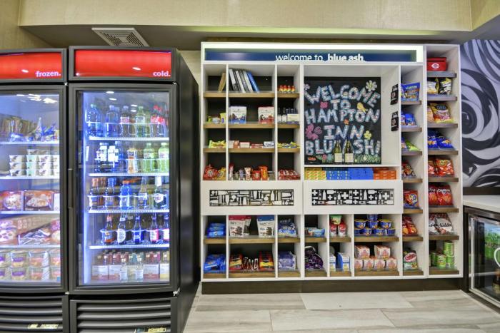 hampton inn blue ash cincinnati