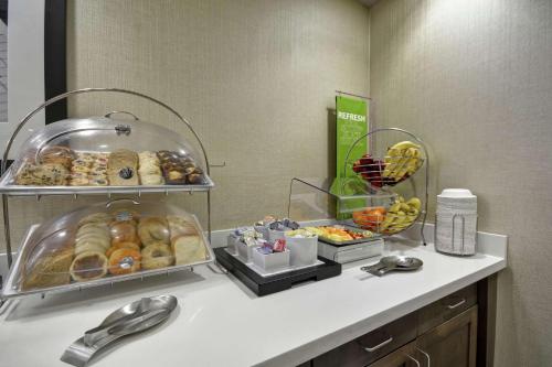 hampton inn blue ash cincinnati