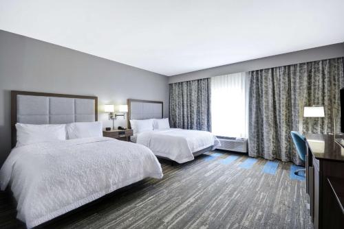 hampton inn blue ash cincinnati