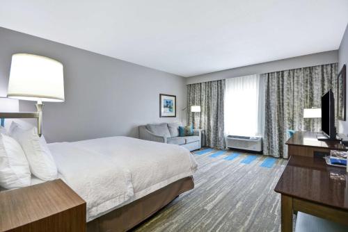 hampton inn blue ash cincinnati