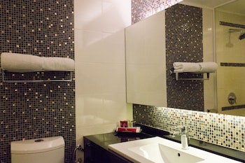 the 5 elements hotel