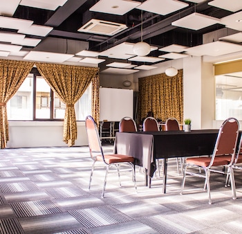 the 5 elements hotel