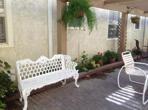 historic dow hotel