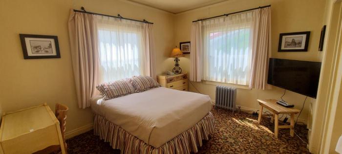 historic dow hotel