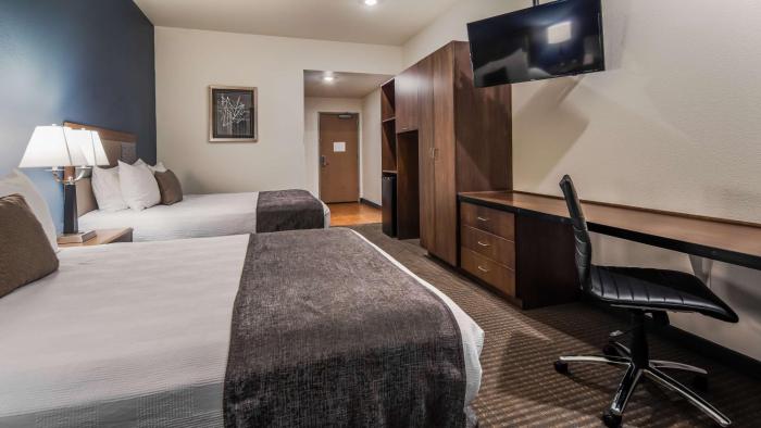 best western plus peppertree nampa civic center inn
