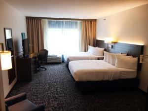 gundersen hotel and suites