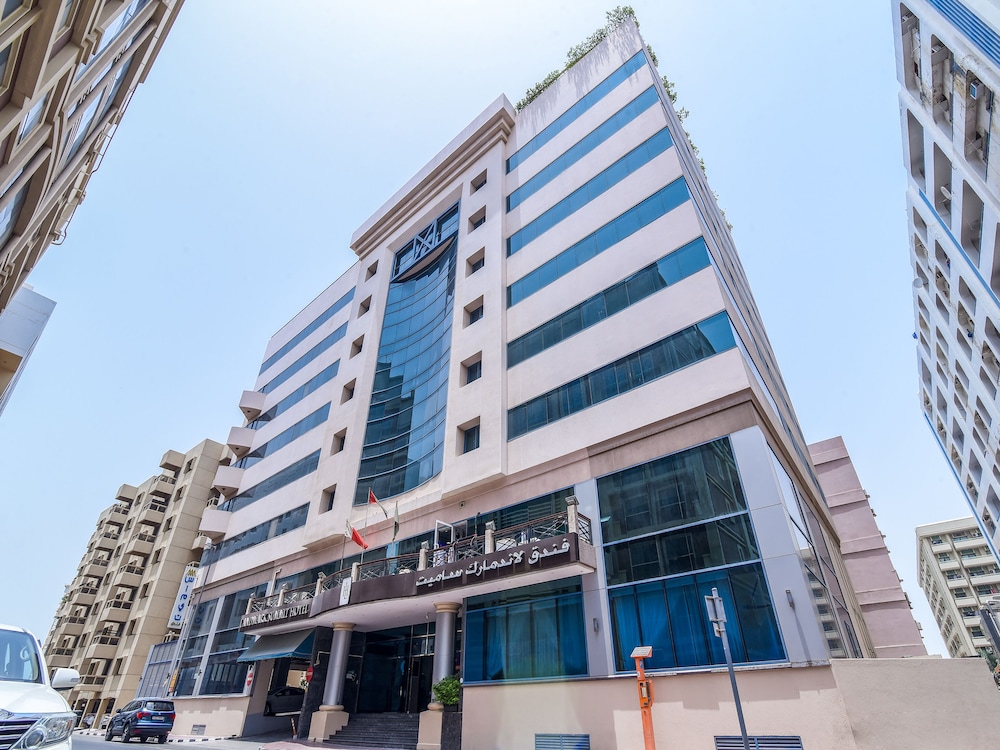 landmark summit hotel