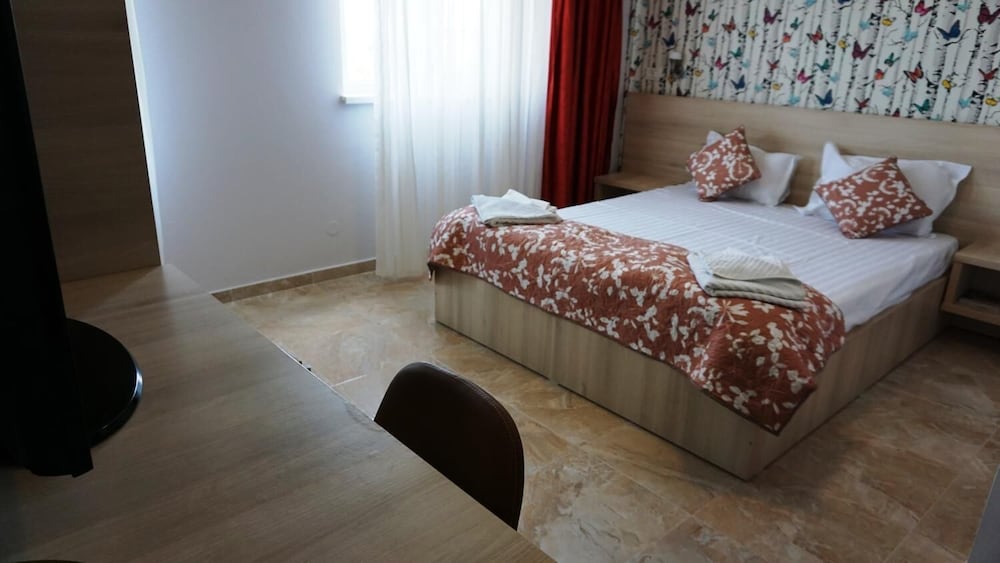 oituz boutique residence