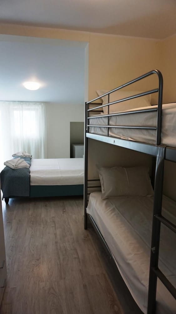 oituz boutique residence