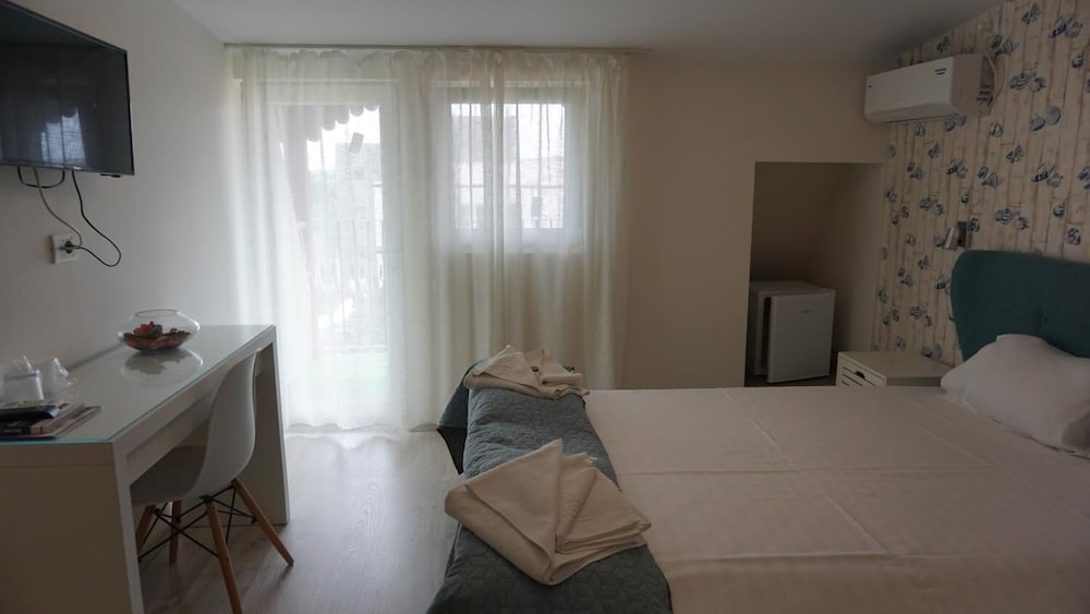 oituz boutique residence