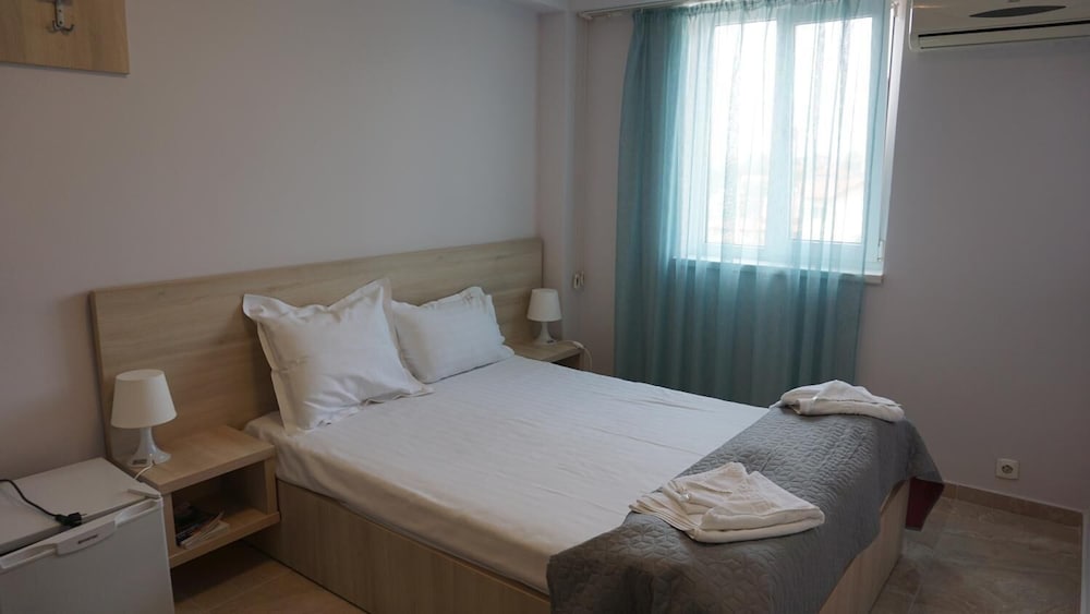 oituz boutique residence