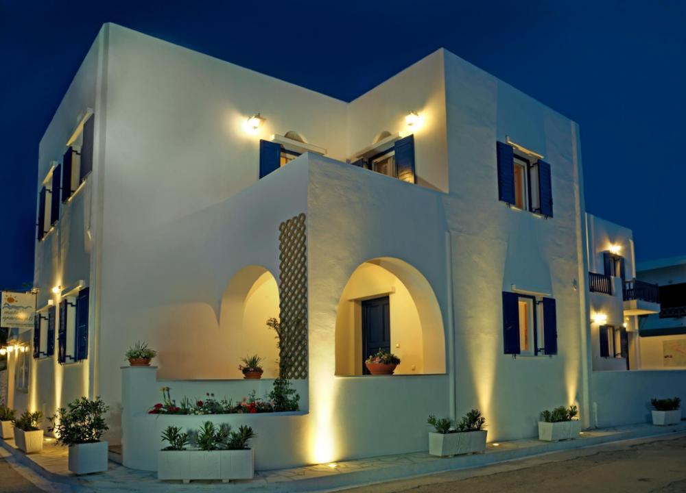 tinos