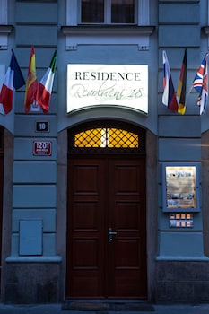 salvator superior apartments