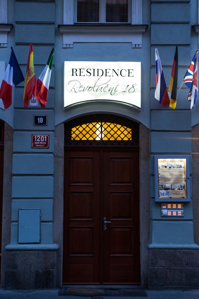 salvator superior apartments