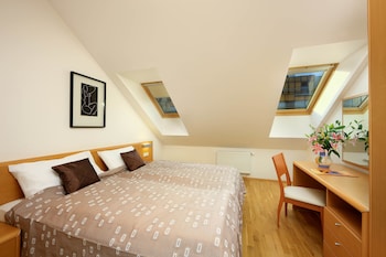 salvator superior apartments