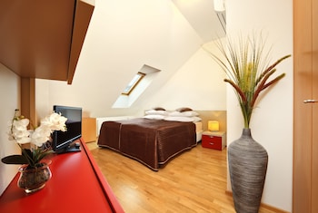 salvator superior apartments