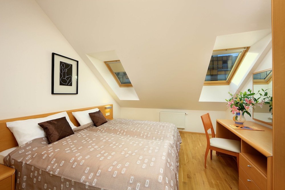 salvator superior apartments