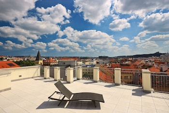 salvator superior apartments