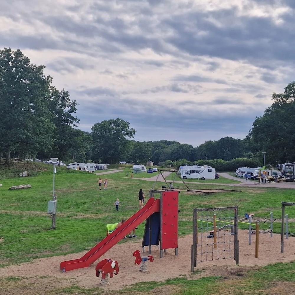 grottbyn skanes djurparks camping