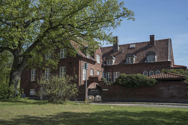 Halmstad Hotell & Vandrarhem Kaptenshamn,Halland County>>Halmstad,3 star