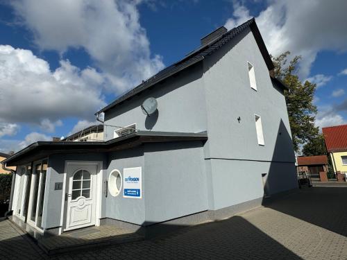 Skypension,Eichwalde>>Berlin,3 star
