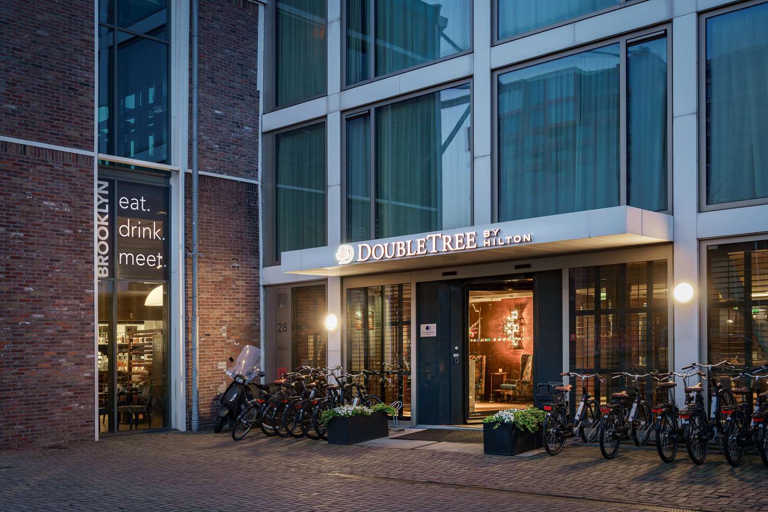doubletree by hilton hotel amsterdam ndsm wharf