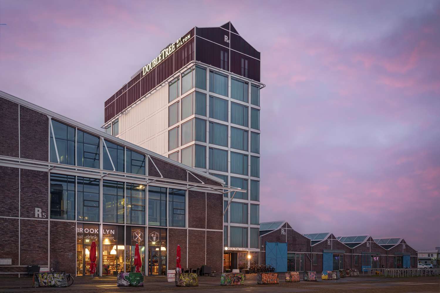 doubletree by hilton hotel amsterdam ndsm wharf