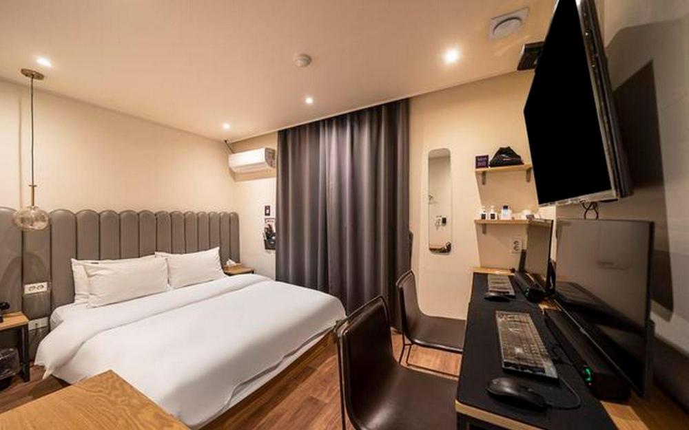 seongnam wol hotel