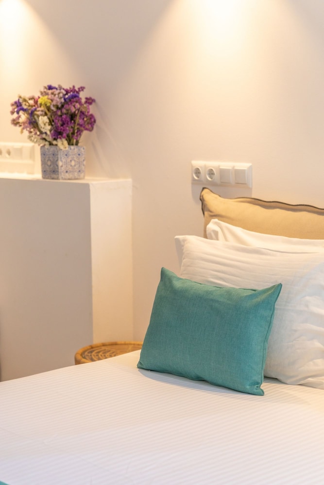 dimele rooms and studios